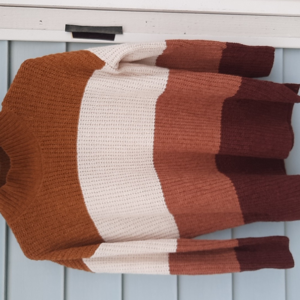 Hippee Rose Sweater - Picture 1 of 3